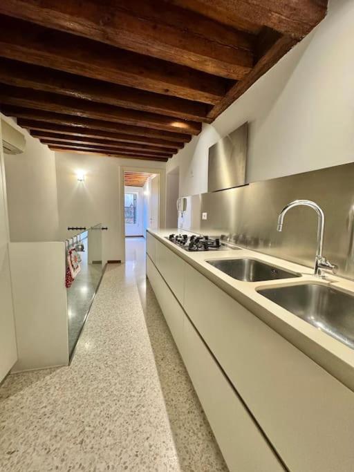 Dimora Spezier 4791 Apartment Venesia Bagian luar foto